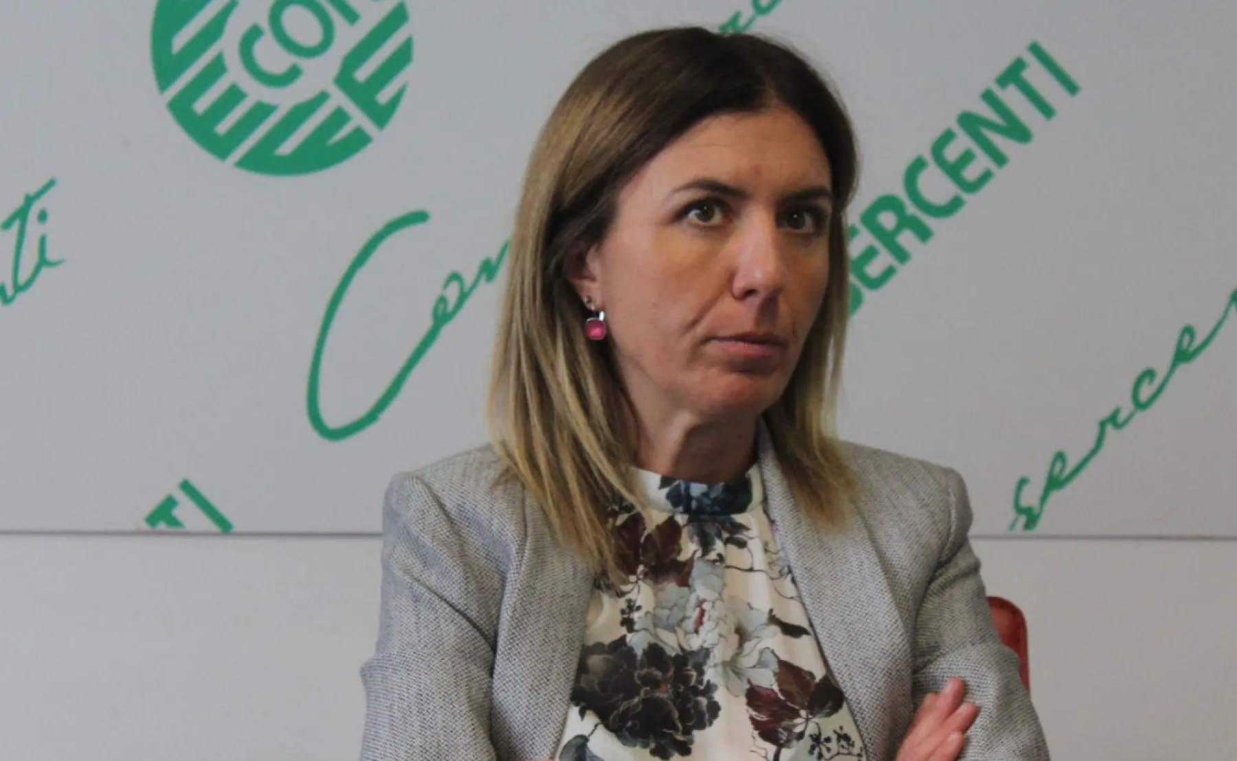 Per R Sempre più spese per le famiglie e i negozi soffrono. Valeria Alvisi ...